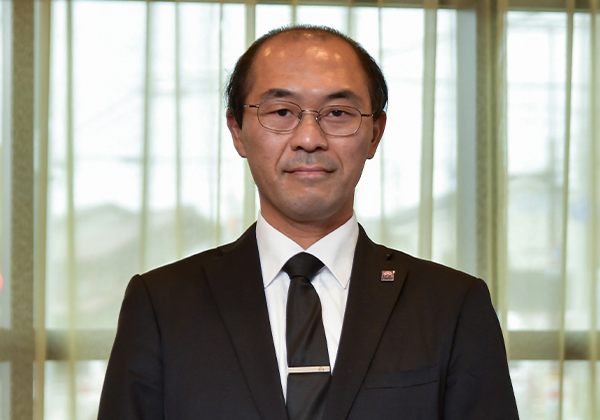 スタッフ紹介