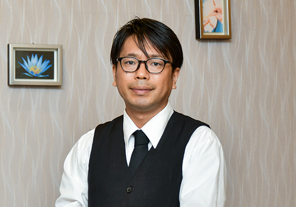 スタッフ紹介